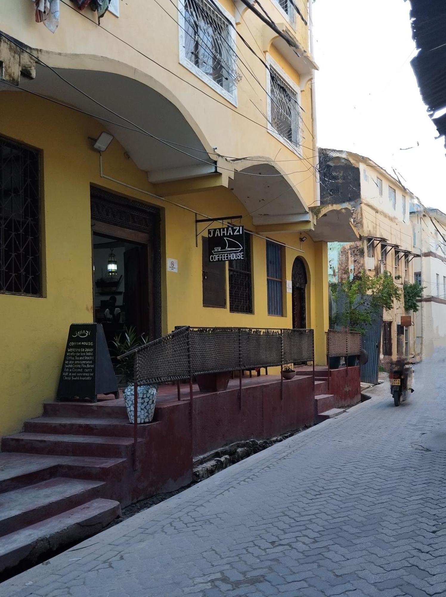 Mombasa Comfort House, Old Town Екстериор снимка