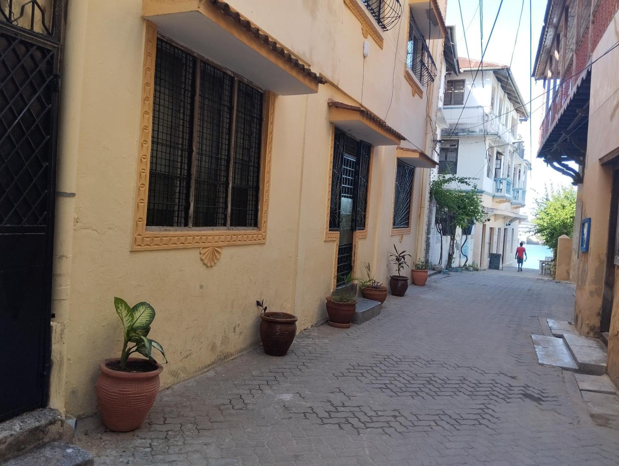 Mombasa Comfort House, Old Town Екстериор снимка